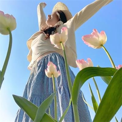 玛丽莲有深黑之眸